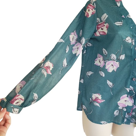 Vintage 70s/80s sheer Sparkly green floral v-neck blouse shirt - Picture 2 of 8